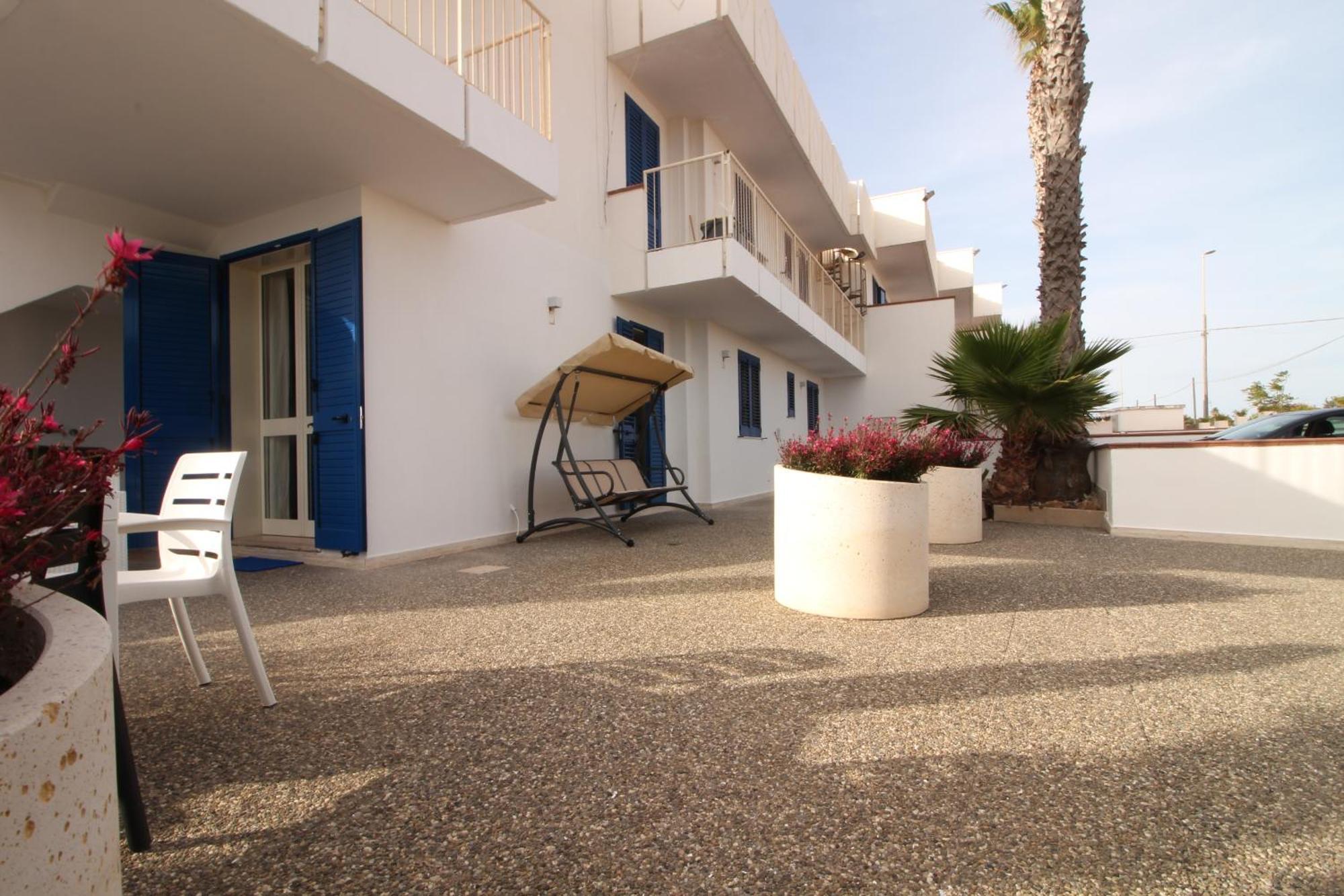 Residence Mare Azzurro 토레 산 지오반니 우겐토 외부 사진