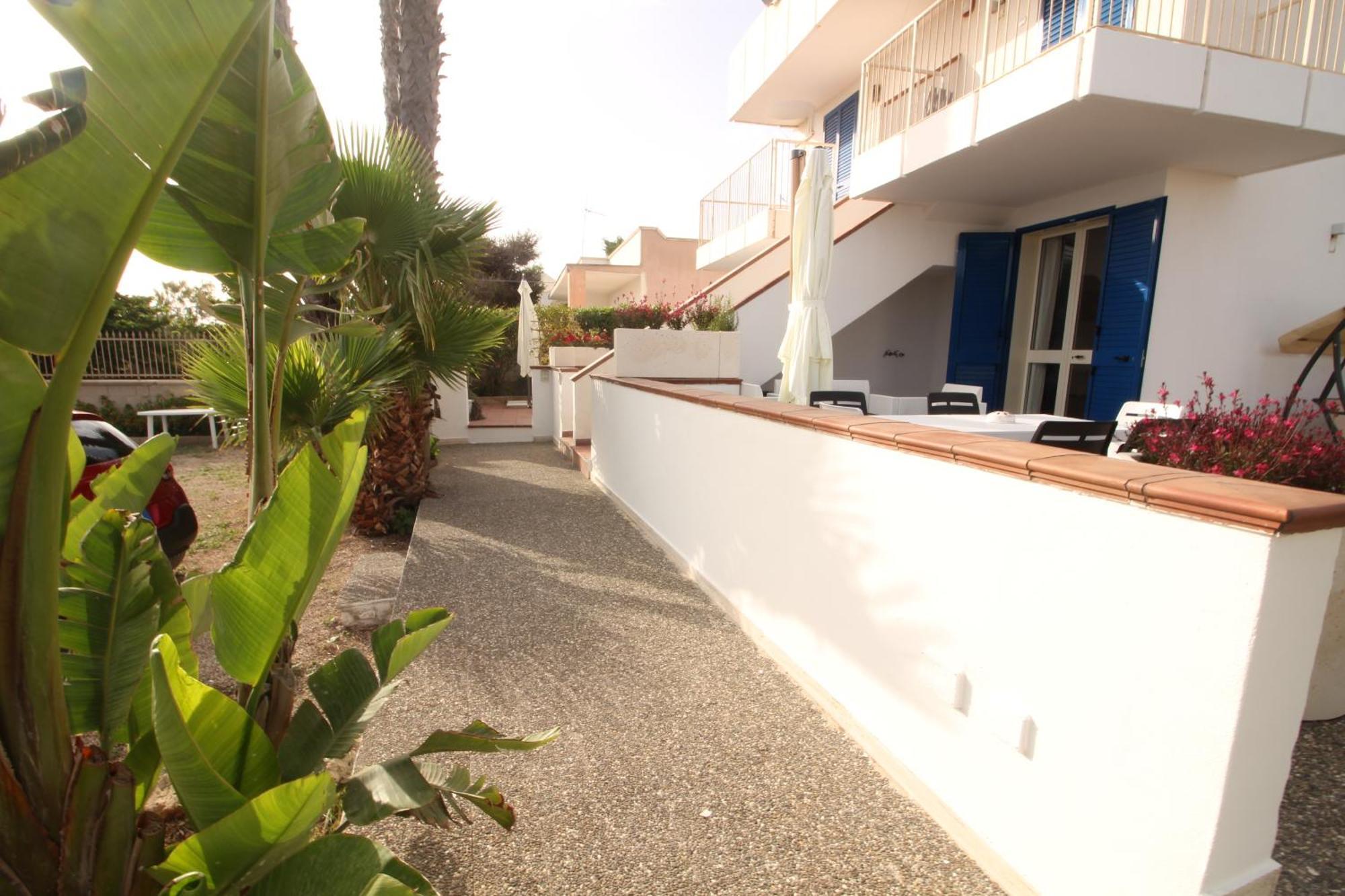 Residence Mare Azzurro 토레 산 지오반니 우겐토 외부 사진