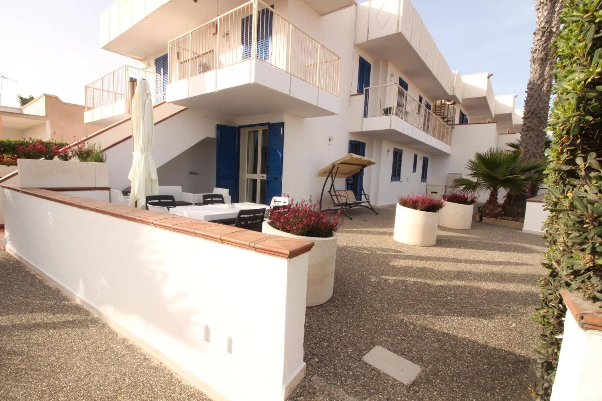 Residence Mare Azzurro 토레 산 지오반니 우겐토 외부 사진