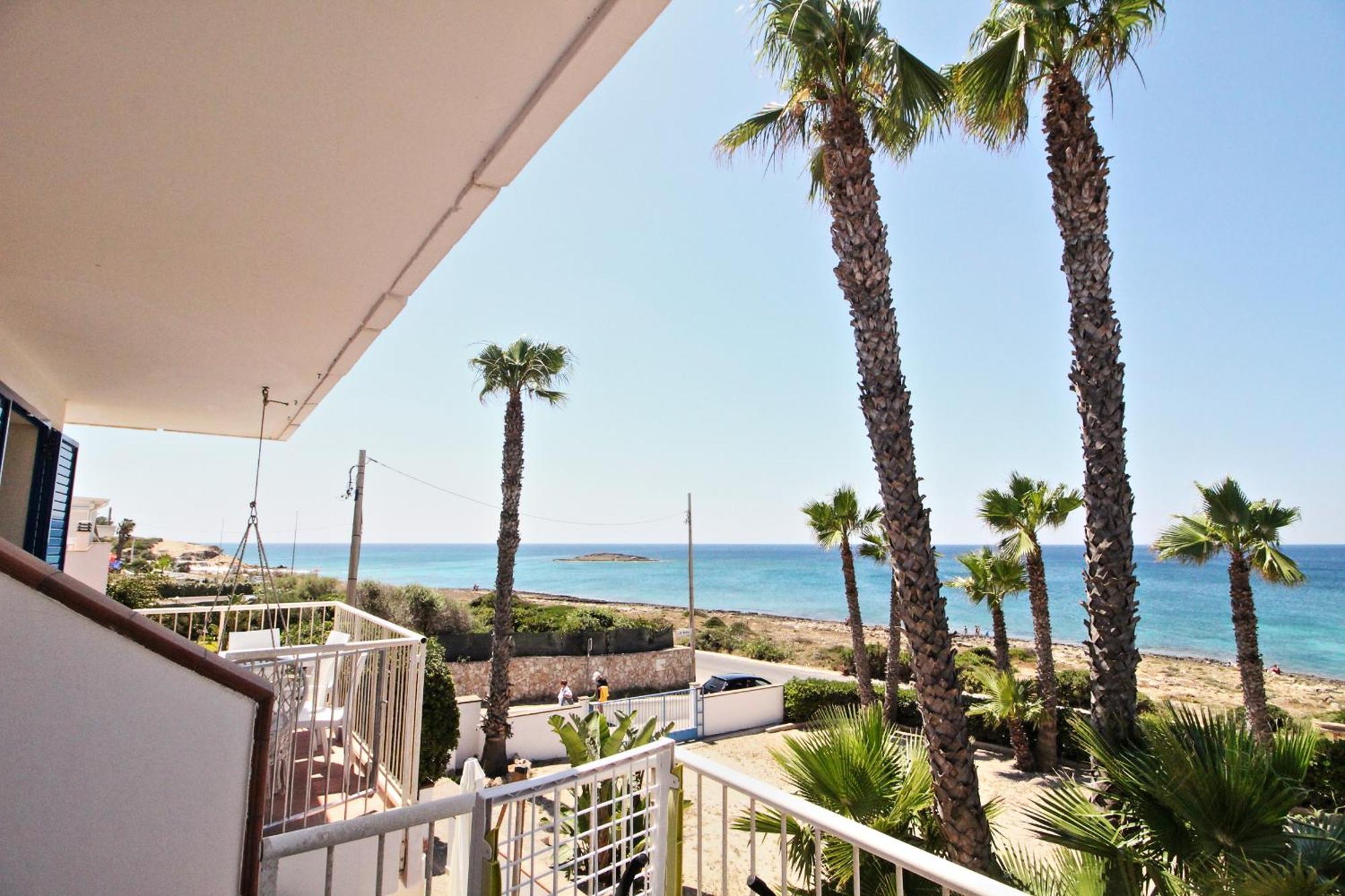 Residence Mare Azzurro 토레 산 지오반니 우겐토 외부 사진