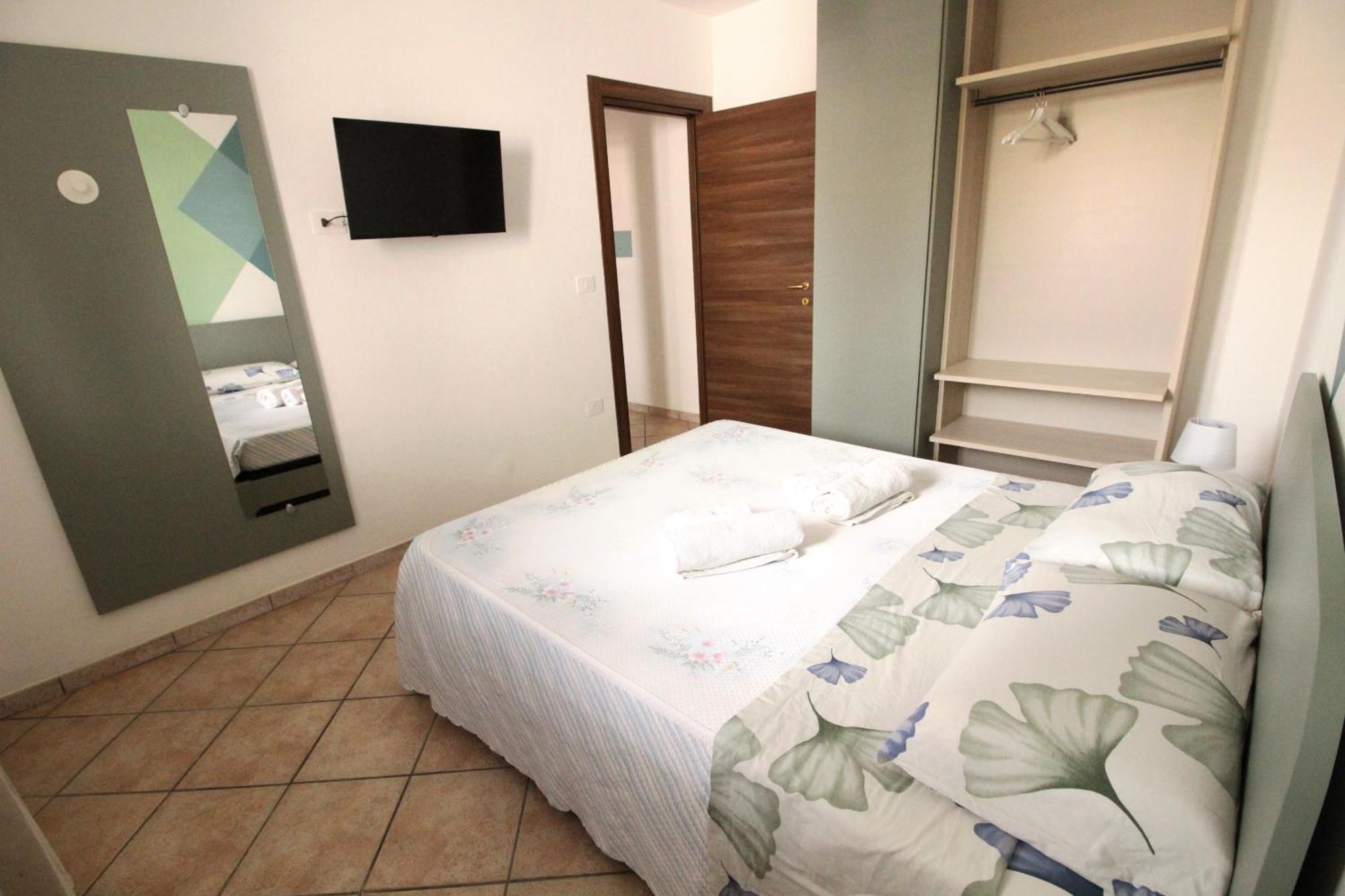 Residence Mare Azzurro 토레 산 지오반니 우겐토 외부 사진